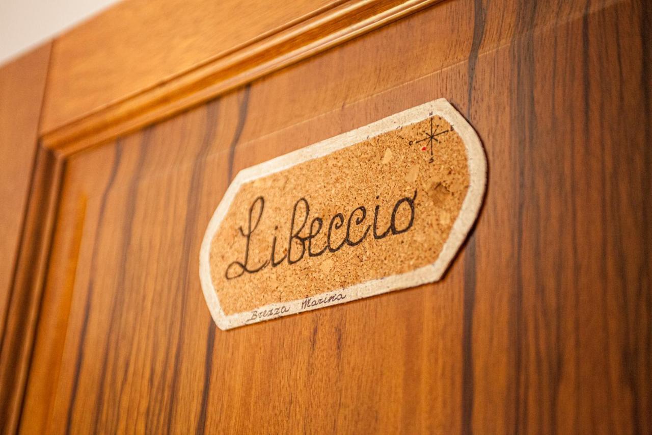Brezza B&B Golfo Aranci Exterior foto